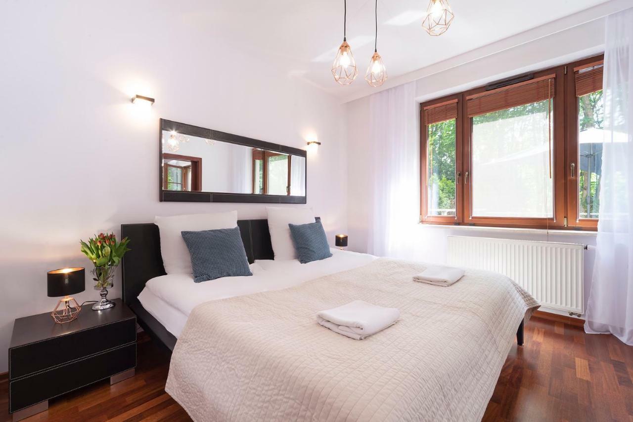 Beachfront Apartment Haga With Free Parking By Noclegi Renters Sopot Esterno foto